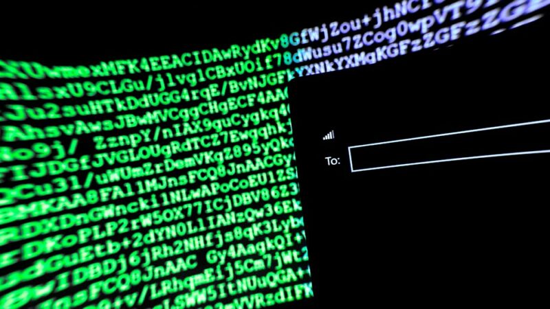How to Choose the Right Private and Secure Messaging Application?