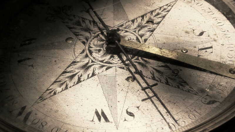 Which Direction Would a Magnetic Compass Point in Space?